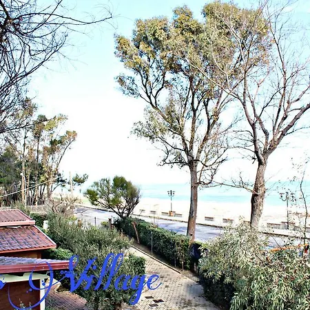 Iris Village * San Sostene